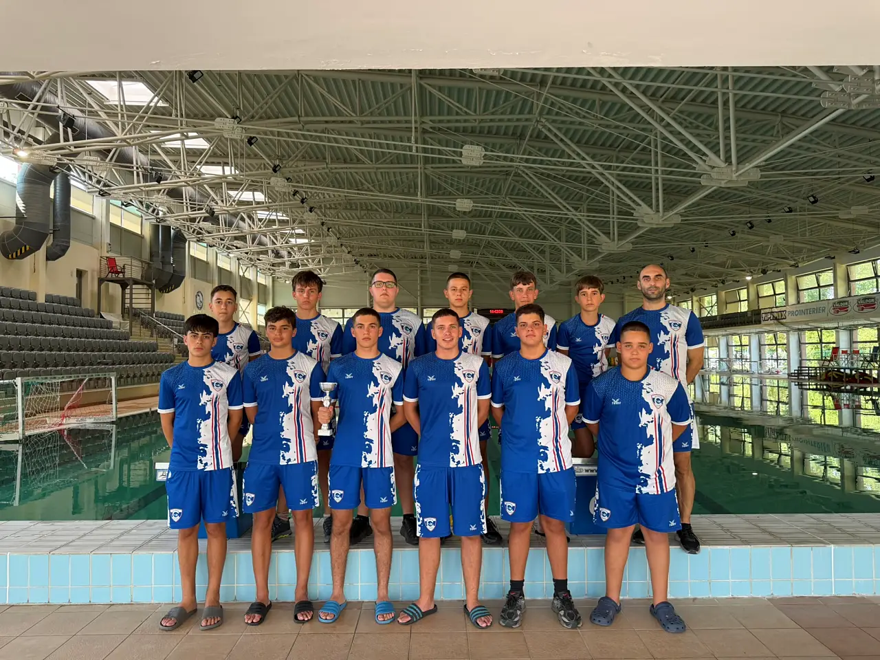 Спартак U15 с треньор Велимир Цветков